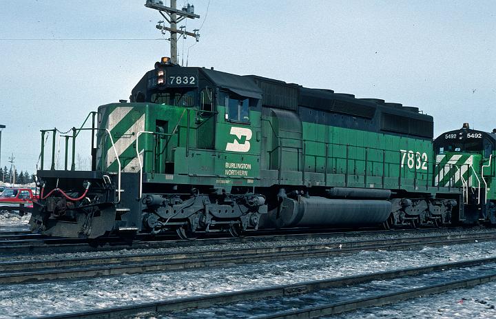 BN 7832 - SD40-2.jpg